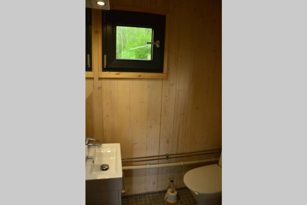 Treehut, Nature, Birds, Silence And Fjord Samlanes Bagian luar foto